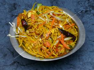 Veg Singapore Chow Mein 