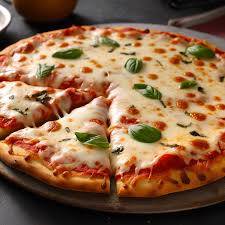 Chees margherita pizza