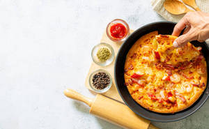 9"Chicken Hot & Sour Pizza