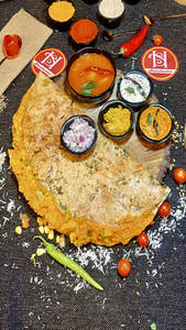 Rawa Onion Masala Dosa.