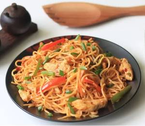Chicken Schezwan Noodles