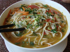 Desii Chatore Special Veg Thupka Soup