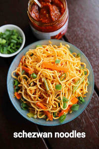 Veg Schezwan Noodles