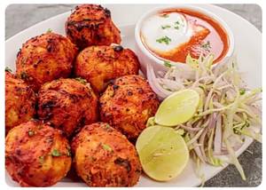 Veg Tandoori Momos (8Pcs)
