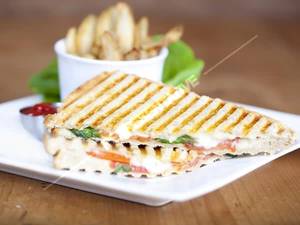 Chutney Cheese Toast