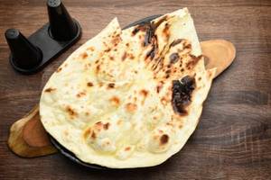 Butter Naan (1pcs)