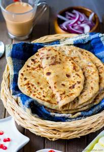 Aloo Paratha & Ginger Tea