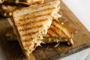 Chicken Grilled Sandwich With Cheese