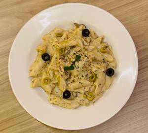 Chicken Alfredo Penne White Pasta