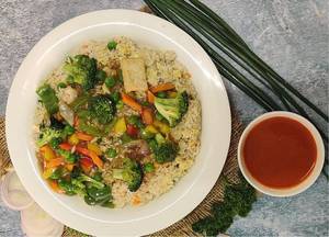 Veg Fujian Fried Rice With Toppings