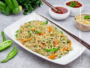 Veg Hakka Noodles