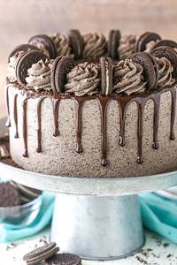 Light Oreo Chocolate Cake