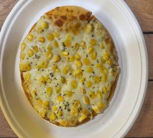 Corn & cheese pizza