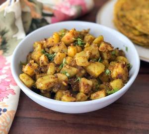 Jeera Masala Aloo with 2 Tawa Parantha