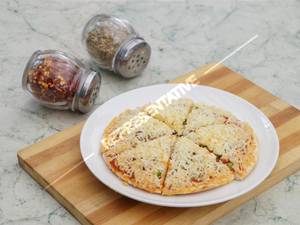 Onion Capsicum Pizza