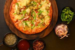 Hariyali Chicken Pizza