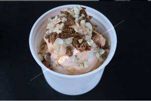 Dry fruit sundae