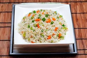 Veg Fried Rice with sezwan sauce