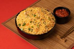 Veg Burnt Garlic Rice (serves 2)