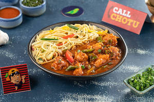 Hakka Noodles with Chilli Chicken