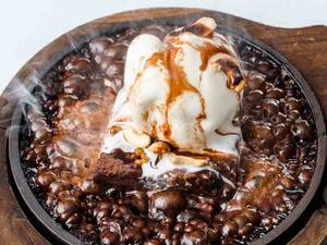 New Yorker Sizzling Brownie