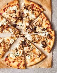 Double Cheese & Mushroom Pizza 