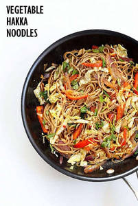 Veg Hakka Noodles