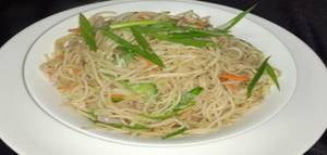 Veg Hakka Noodles