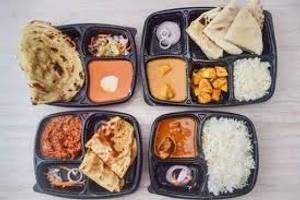 Roti 2 Pcs + Chicken Curry 2 Pcs + Dal + Salad + Chutney