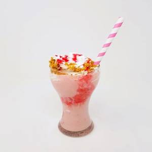 Strawberry Cheese Cake Shake