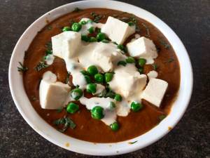 Matar paneer gravy