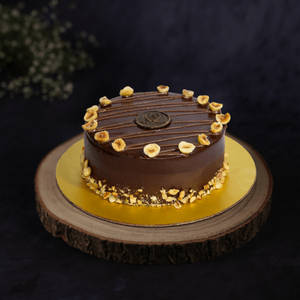 Ferrero Rocher Cake (500g)