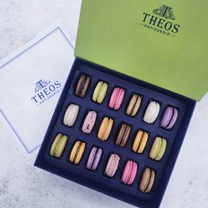 Luxury Macaron Box 18 Pcs