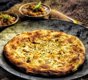 Aloo Kulcha [Swaminarayan]