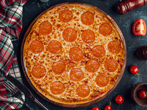 Chicken Pepperoni Pizza (Classic)