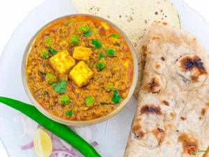 Mutter Paneer  + 4 Tawa Butter