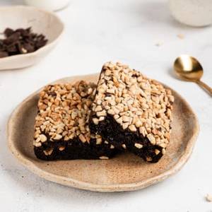 Roasted-Nuts Brownie