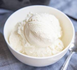 Ice cream scoop vanilla