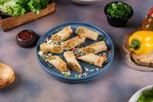 Veg Spring Rolls (8 Pcs)