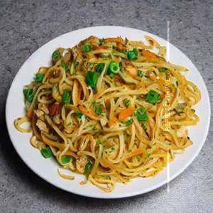 Egg Garlic Noodles