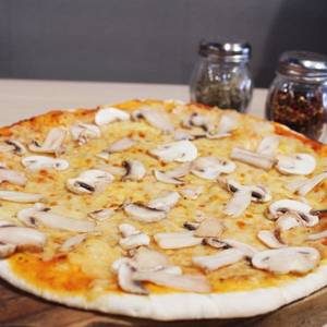 Mushroom Pizza