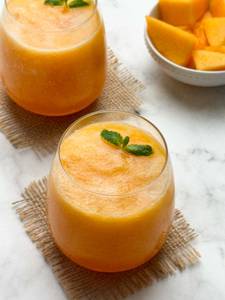 Sweet Melon Juice  (Muskmelon, Cold Pressed, Vegan)
