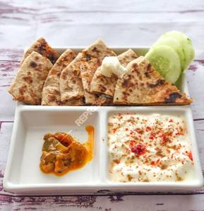 Aloo Paratha With Dahi And Achar*