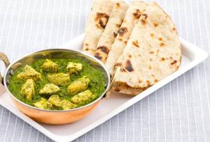 Palak Paneer With Butter Roti (3 Pcs)