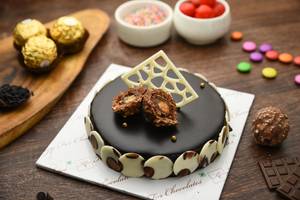 Ferrero Rocher Cake [1/2Lb]