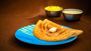 Dhavangere Benne Dosa (Rice, Urad Dal)