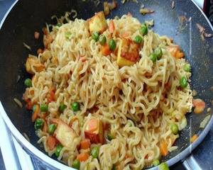 Cheese Paneer Maggi