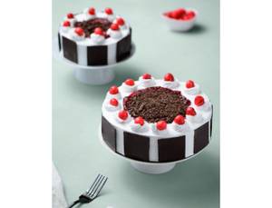 Black Forest cake (serves 12) 1 KG