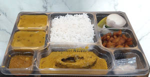 Ilish Thali 
