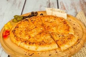 Cheese Pizza